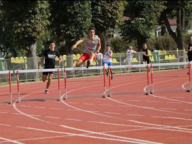 Alex, campionul la atletism al Sibiului: Anul viitor vreau să urc pe podium la Balcaniadă și să mă calific la Mondiale