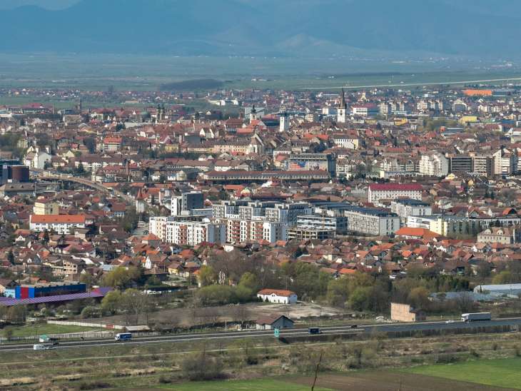 Piața imobiliară a Sibiului: Prețul mediu a ajuns la 1.154 euro/mp util. Creștere de peste 17% față de anul trecut