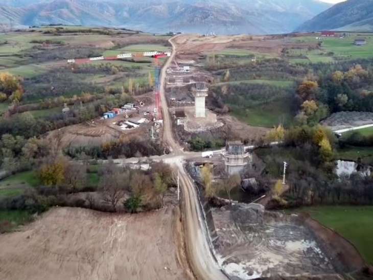 1,1 miliarde de euro: licitația pentru autostrada de la Boița la Cornetu a fost prelungită
