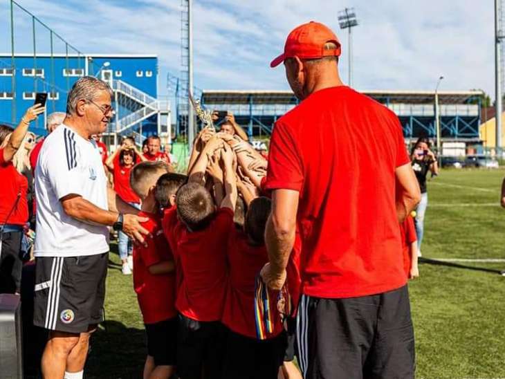 Juniorii Interstar, medaliați la Kinder Cup