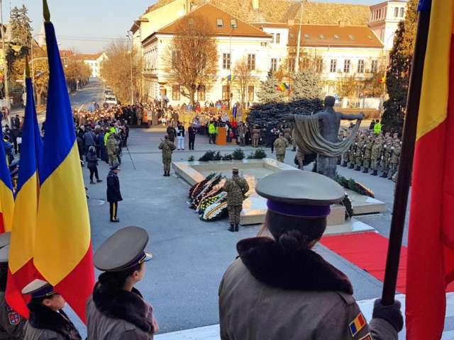 Trei evenimente sunt organizate în Sibiu de Ziua Forțelor Terestre și Ziua Veteranilor de RăzboiTrei evenimente sunt organizate în Sibiu de Ziua Forțelor Terestre și Ziua Veteranilor de Război