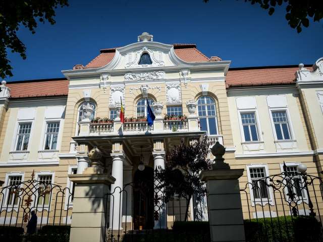 Buget de 750.000 de euro: ULBS anunță ”cele mai consistente granturi interne acordate în momentul de față de vreo universitate românească”
